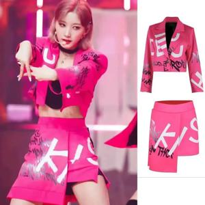 K팝 여성 그룹 공연 의상 숏 스테이지 슬리밍 세트 로즈 레드 재즈 공연 의상 신상품 2025년 봄