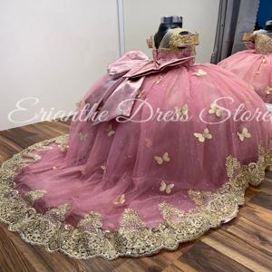결혼식을위한 핑크 3D 나비 Applique 꽃의 소녀 드레스 Tulle Princess Kids 생일 파티 첫 성찬식 공 가운 맞춤