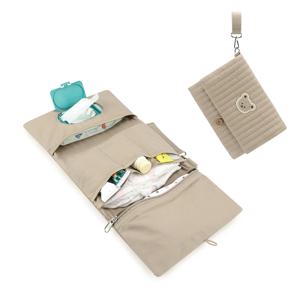 접이식 기저귀 정리 가방 - 다용도 수납 파우치 (물티슈 홀더 및 기저귀 포켓 포함)