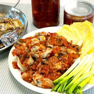 [푸디앤] 	통영산 굴로 만든 맛있는 어리굴젓 굴무침 400g