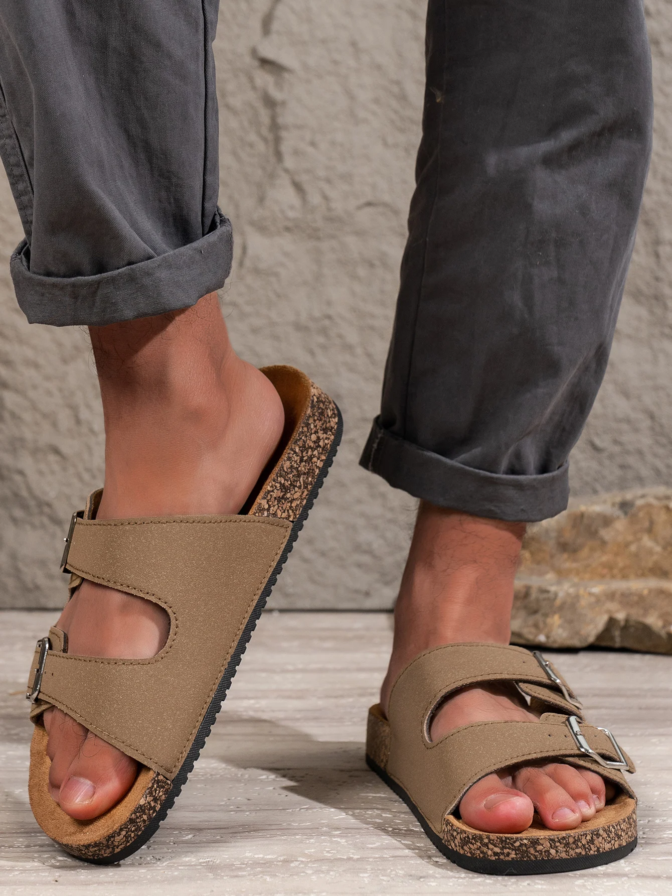 가정 및 실외용 남성용 패셔너블 슬리퍼 방수 미끄럼 방지 슬립온 패셔너블 다용도 슬리퍼