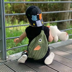 새로운 사랑스러운 허리 가방 녹색 바다 물고기 동전 지갑 소년 & 소녀를위한 방수 경량 크로스 바디 백