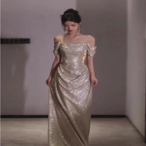 우아한 원숄더 실버 스팽글 이브닝 드레스 여성 생일 성인식 사회자 웨딩 모닝 가운 한국 스타일
