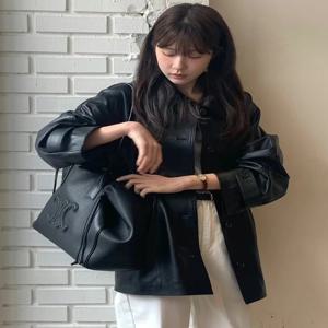 봄 신상 루즈핏 블랙 PU 레더 자켓 여성용 탑 빈티지 칼라 디자인 스트릿 스타일 코트 롱 슬리브 코트