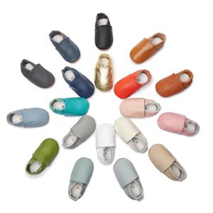 정품 가죽 부드러운 남여 아기 신발 모카신의 모든 종류의 색상 슬립 온 유아 신발