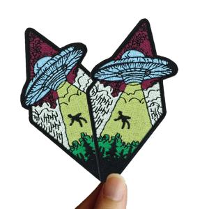 UFO 및 인간 자수 패치 다리미, 의류용 바느질 패치, 모자 가방 재킷, DIY 선물, 재미있는 배지, 뜨거운 접착제, 1PC