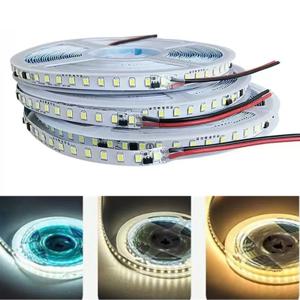 SMD2835 LED 스트립 고휘도 120LED/m 아이스 블루 그린 옐로우 핑크 유연하고 절단 가능한 소프트 램프 바 AC220-240V 홈 Stri
