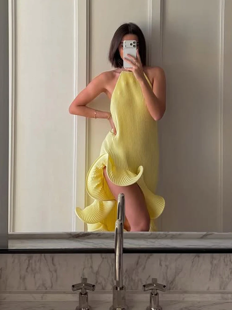 여성용 로맨틱 옐로우 홀터 맥시 드레스 시크한 리브드 니트 러플드 하이슬릿 슬림핏 베스티도 2026 봄 트렌디 패션 로브