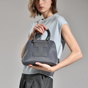 [브리치]  / 여성용 클래식 하프 문 백 M사이즈