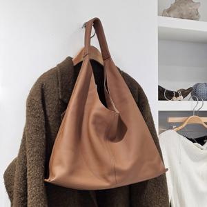 [브리치]  / 데이지 호보 소가죽 숄더백 (3color)