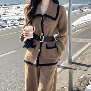 카라넥 니트티 팬츠 세트 브롤리투피스