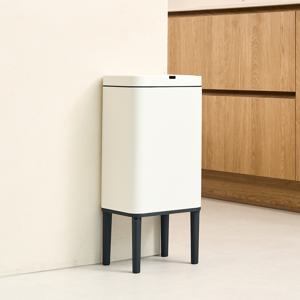 높아서 더 편한 센서 사각 휴지통 20L 스노우