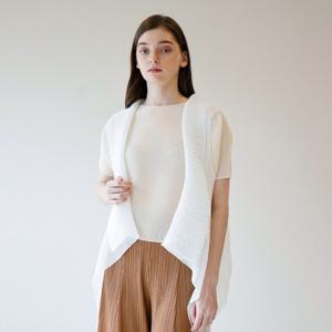 [최초가 58000원] 플리츠 숄 베스트 화이트_YK05WRPVT01