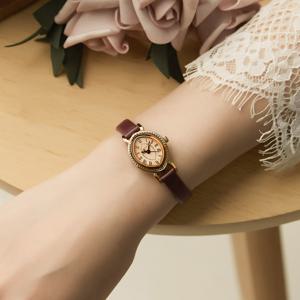 쥴리어스 여성 가죽시계 JA-567