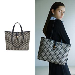 [최초가 498,000] 완다 쇼퍼백 자가드 블랙 DWD8001BEL