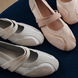 [정상가:105,000원] KM261 핸드메이드 새틴&스웨이드 밴딩 발레리나 플랫 슈즈 l 3Colors