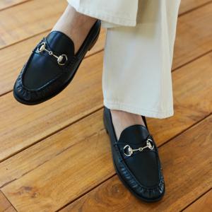 [정상가:152,000원] KM319 핸드메이드 카우 레더 셔링 홀스빗 로퍼 l 2Colors