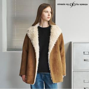 정상가:249,000원 ㅣ 소프트 시어링 퍼 하프 넥버튼 무스탕 자켓 (NP4JK014L0)