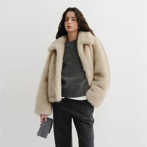 [김새롬 착용]던스트 CROPPED FUR JACKET GREYISH BEIGE_UDJU5D224I1