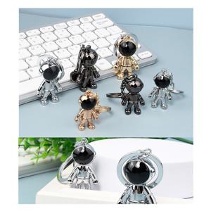 유니크한 우주인 디자인 자동차 키링 우주인키링 우주인가방고리 우주인열쇠고리