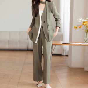 노카라 자켓 머플러 슬랙스 세트 사일렌정장투피스