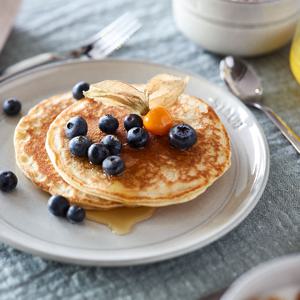 플레이트 22cm 화이트 트러플 ST40508-027