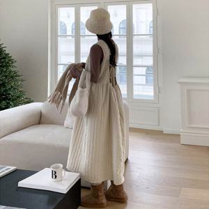 [하프클럽] 골덴 누빔 패딩 뷔스티에 리본 롱 원피스 겨울 조끼 누비 임부복