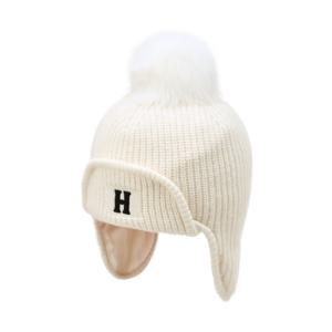 헤지스골프 아이보리 여성 H 이니셜 로고 울혼방 트루퍼 햇HWHE5F705IV
