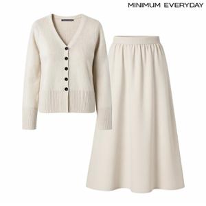 에브리데이] 정상가 119,000원  에브리데이]브이넥 니트 가디건 롱 스커트 셋업 (EB4OW016D)