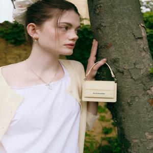 질 바이 질스튜어트 JLBA5F958Y1 [브레드] 버터옐로우 체인 미니크로스백