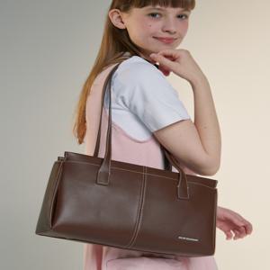 질 바이 질스튜어트 JLBA4F571W2 [모카] 브라운 스퀘어 숄더백