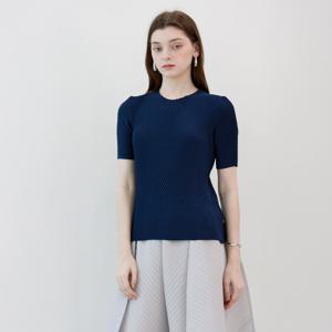 [최초가 142000원] 사선 플리츠 반넥 하프 티셔츠 네이비_YJ04WNPTS01