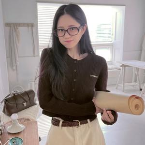 [최초가 99,900원] 리브드 스몰 로고 가디건_5COLORS