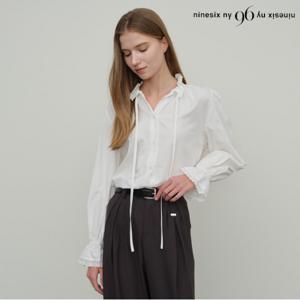 정상가:89,000원 | 프릴넥 끈 블라우스 (NP1BA005L0)