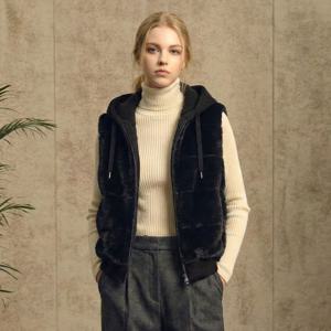 [최초가 99,000원]  FAUX 밍크 호리젠탈 니트 후드 베스트