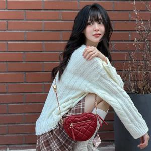 파푸토 퀼티드 하트 크로스바디 백 CK2-80151641-A