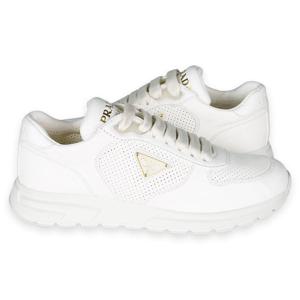 MUST IT_ 여성 삼각로고 프랙스 2.0 레더 스니커즈(아이보리) 1E921N 79N F0304