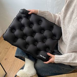 트래블라라 쿠션 휴대용 에어 무하중 차 야구장 공원 기내용 비행기 에어셀 여행용 방석 에어 허리쿠션 증정