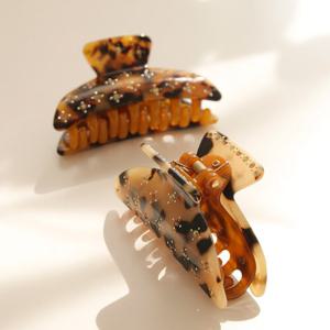 바이데이지 프랑스 셀룰로오스 큐빅 반묶음 호피 집게핀 Bh0805