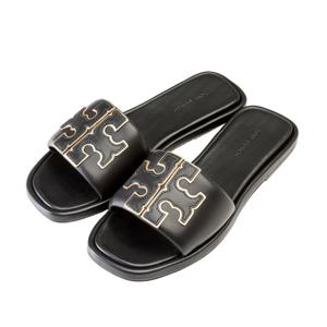 [토리버치] 더블 T 슬라이드 샌들 79985_013_BLACKGOLD