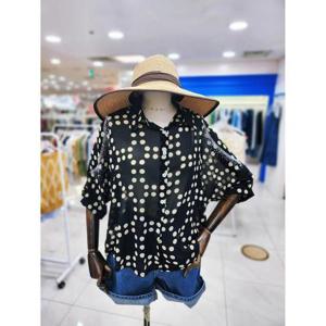스테파니 세이브존08 도트찡 블라우스 A23SH3305