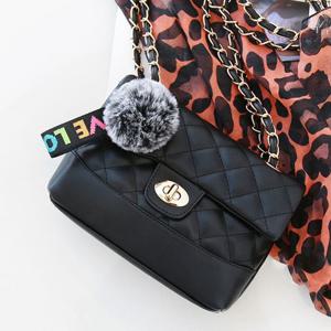 여성 퀼팅 폼폼장식 크로스 미니백 체인백