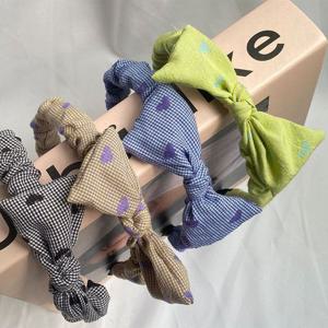 슬림 셔링 미니체크 하트 패턴 리본 포인트 헤어밴드