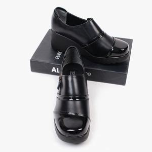 여성슬립온 신상 여성 단화 캐주얼 통굽 슈즈 엄마 신발 구두