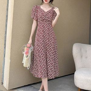 [잇백잇슈]앵두패턴뒤트임원피스 날씬핏 외출 나들이 예쁜 여성