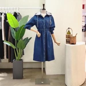 [포커스]  FS4A7OP00195_밴딩 후드 데님 롱원피스