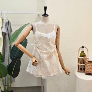 [포커스]  FM4E9BL5867_프릴 레이스 뷔스티에 블라우스