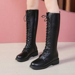 롱부츠코디 레이스업 여자 롱부츠 기모 장화 겨울 데일리 패션