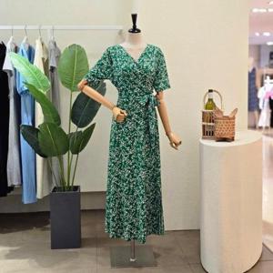 [포커스]FM4E3OP30695_랩 스타일 프린트 원피스