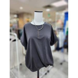 스테파니 세이브존08 카렌 뒷 단추 티 N24NT4302